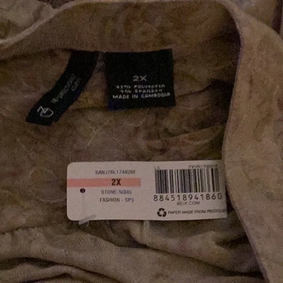 🌻NWT Gorgeous New Directions NWT Closet Must Have 2X Top So Much Fun to Wear 🌻 - Picture 8 of 8